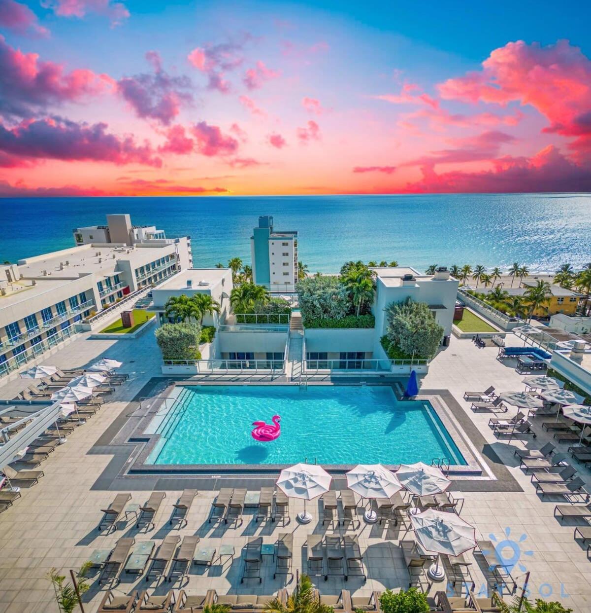 Lx Oasis Beachfront-Rt Infinity Pool Hollywood Exterior photo